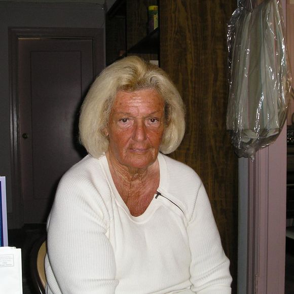 Meet your Posher, Miki - Picture 1 of 1