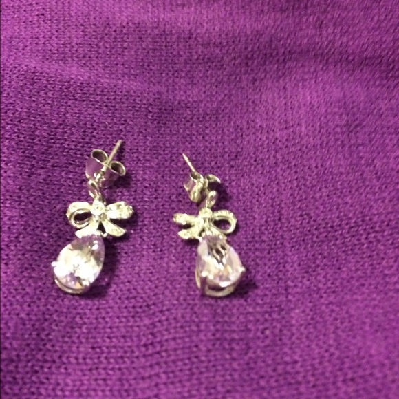 Earrings - Picture 3 of 3