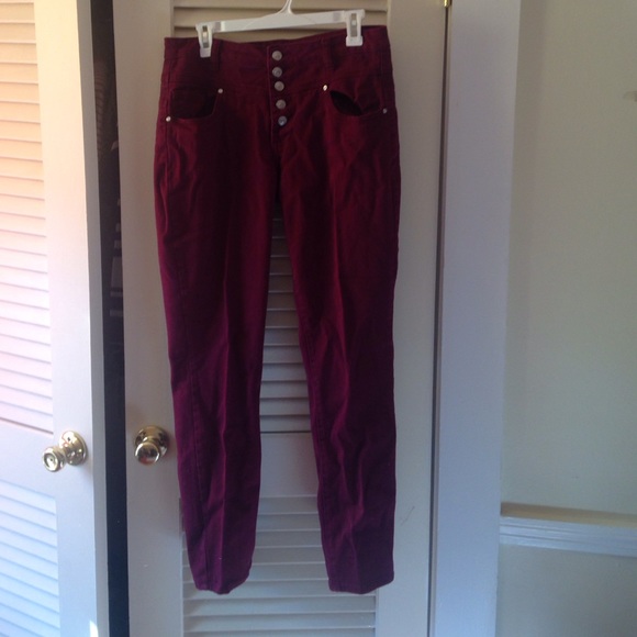 Delia's burgundy pants