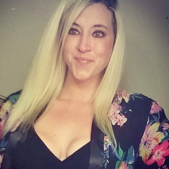 Meet your Posher, Chere - Picture 1 of 1