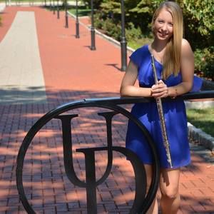 Meet your Posher, Steph