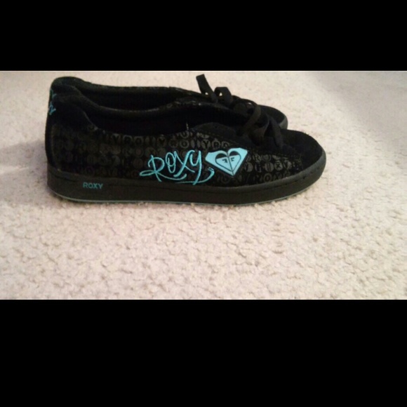 Roxy sneakers