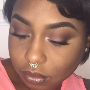 Meet your Posher, Sylvia