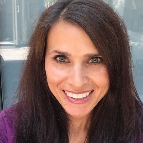 Meet your Posher, Stacy - Picture 1 of 1