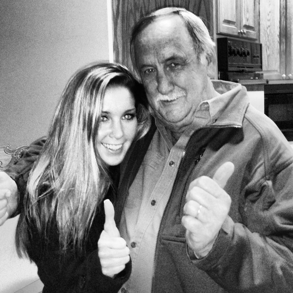 Meet your Posher, Brooke - Picture 1 of 1