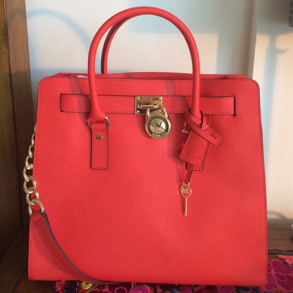 Michael Kors Handbags - Authentic 💯LARGE Hamilton Michael Kors