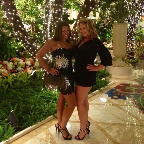 Sequenced dress - Picture 2 of 2