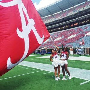 Meet your Posher, Taylor