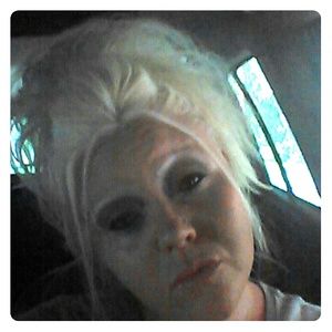 Meet your Posher, Melinda