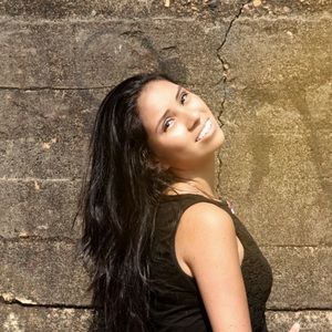 Meet your Posher, Amelia