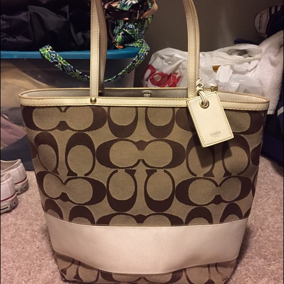 Coach purse
