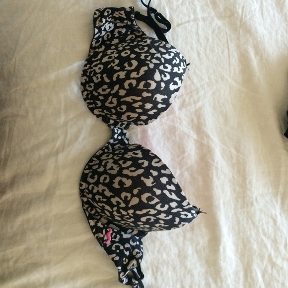 VS bra 34D
