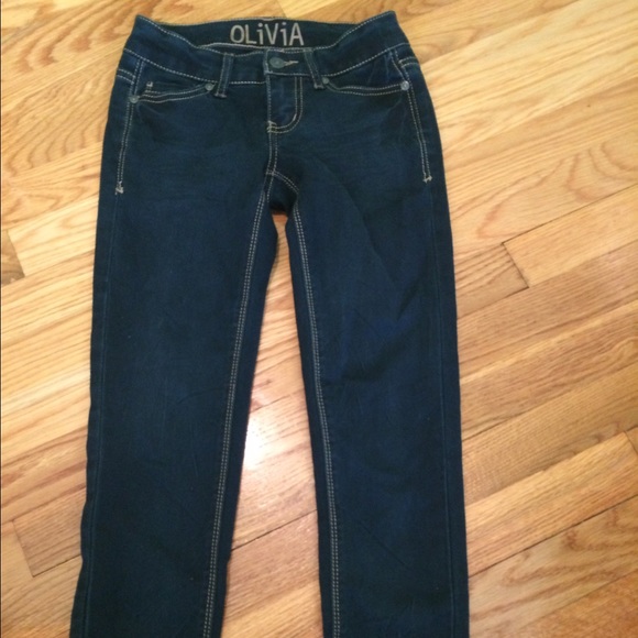 Dark wash jeggings!