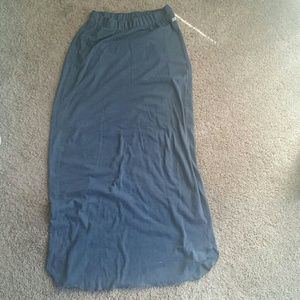Sold NWOT - VS maxi