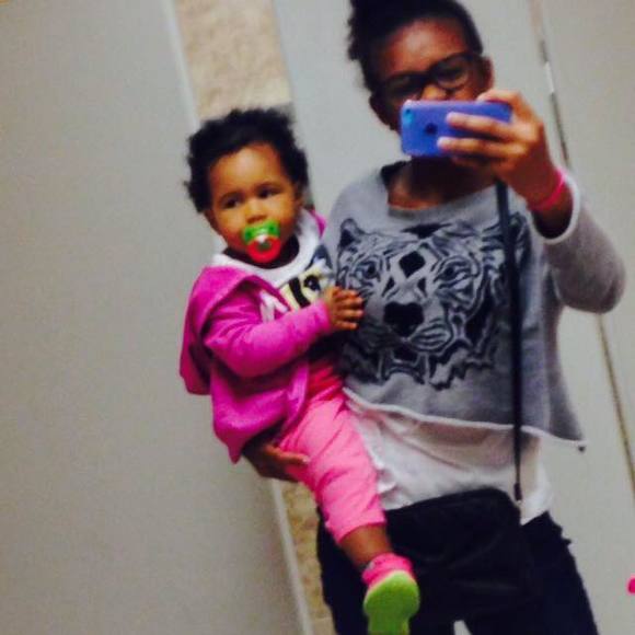 Meet your Posher, Tracy - Picture 1 of 1