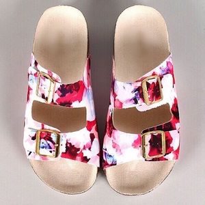 New-Floral sandals