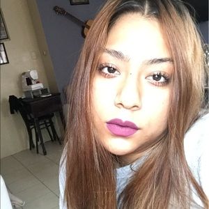 Meet your Posher, Lorena