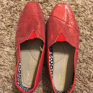 Like new Red Glitter Toms