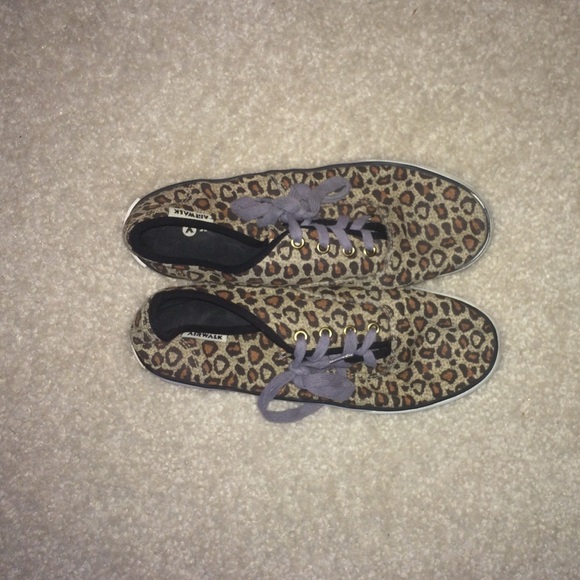 Leapord print airwalk shoes
