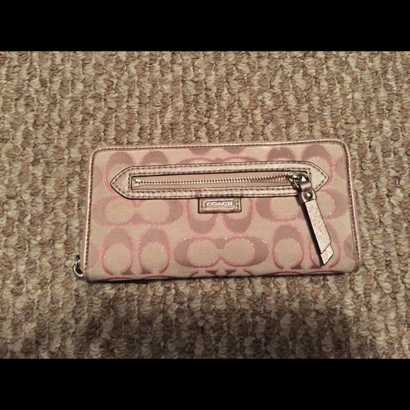 Pink and cream COACH wallet