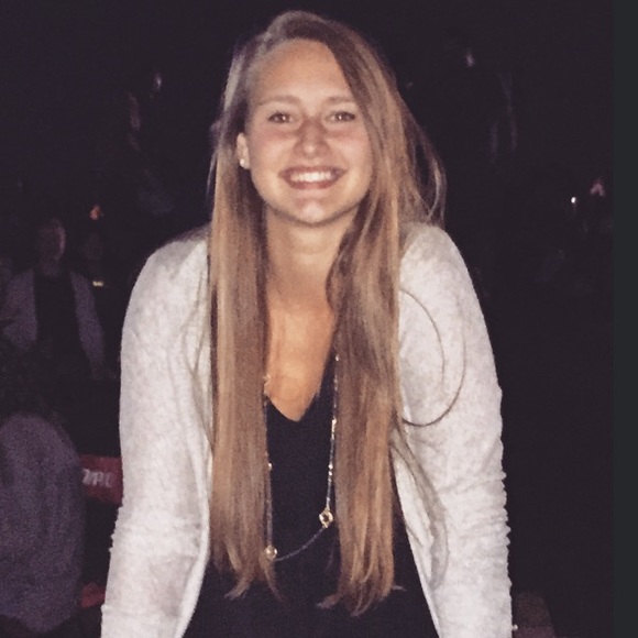 Meet your Posher, Raeanne