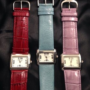 BRAND NEW Women's Fashion leather strap watch/box