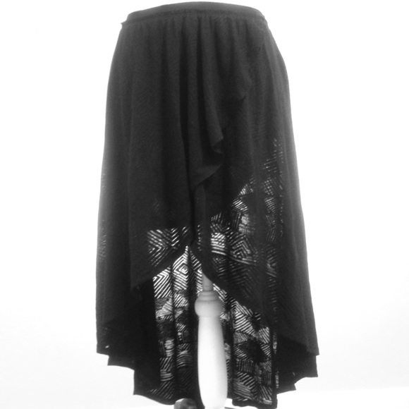 NWT American Eagle Black Hi-Low Skirt! - Picture 1 of 4
