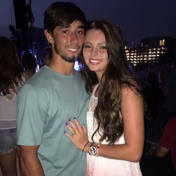 Meet your Posher, Tana - Picture 1 of 1