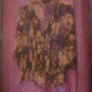 Sheer floral blouse 3/4 sleeve