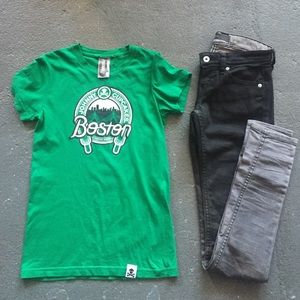Johnny Cupcakes tee