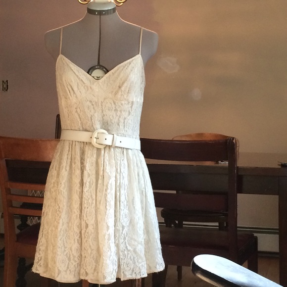 Urban Outfitters Dresses & Skirts - Gone 5/5 - PINS & NEEDLES ❤️ Cream Lace Dress