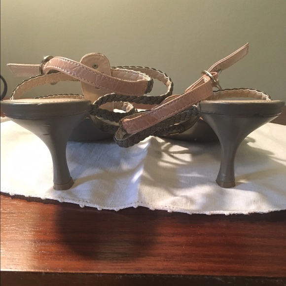 TAHARHI leather sandals - Picture 2 of 3