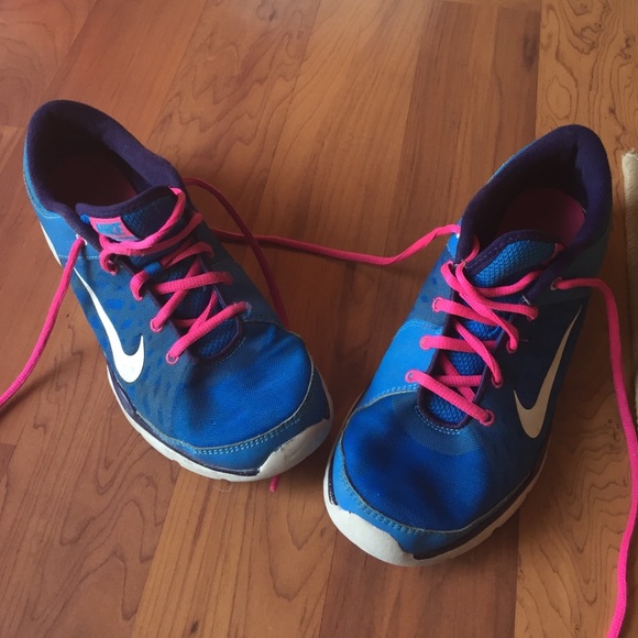 Women Nike shoes