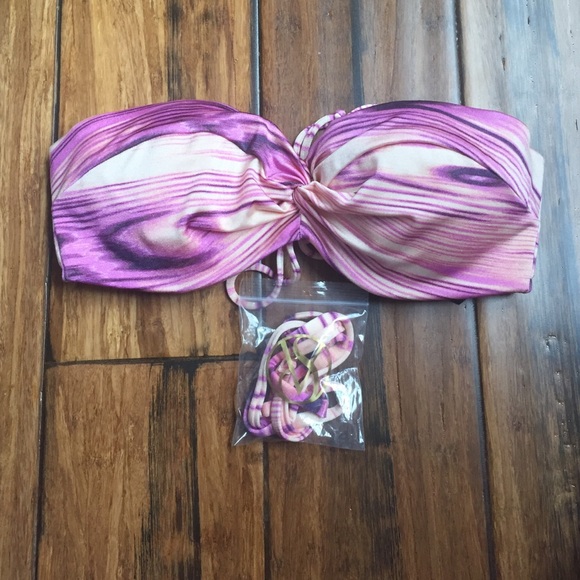 Victoria's Secret pink bathing suit topwith straps