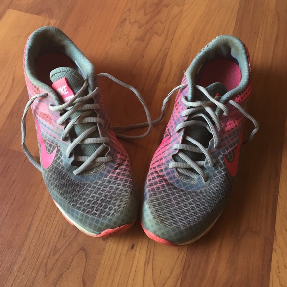 Women's Nike shoes