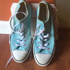 Women's converse size 10