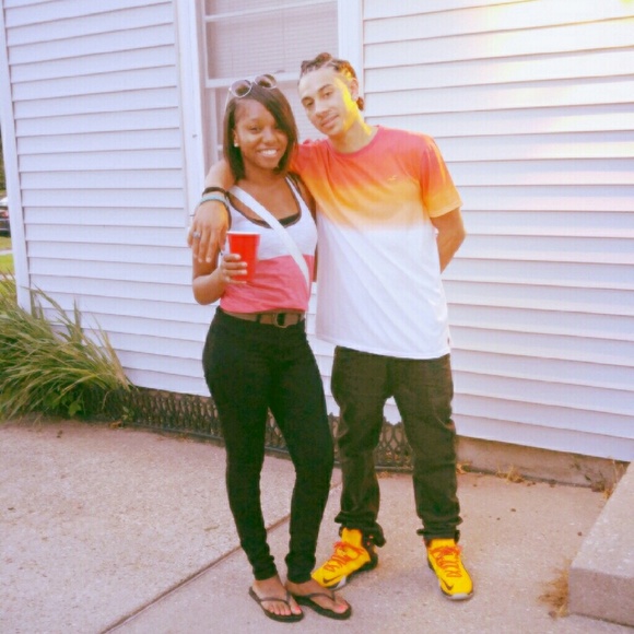 Meet your Posher, Autumn ( : - Picture 4 of 4