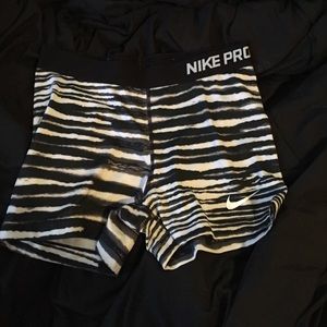 Zebra print Nike pros