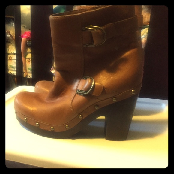 Camel color ugg boots