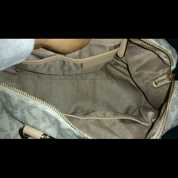 Michael Kors Large Grayson - Picture 3 of 4