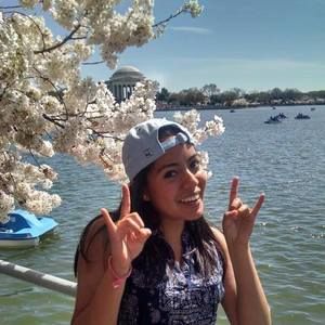 Meet your Posher, Andrea