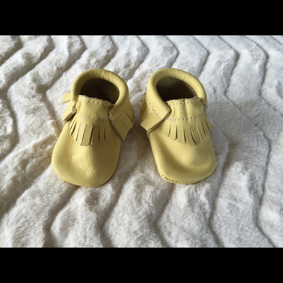 SOLD // FP Moccs // Sz 1 // Pina Colada