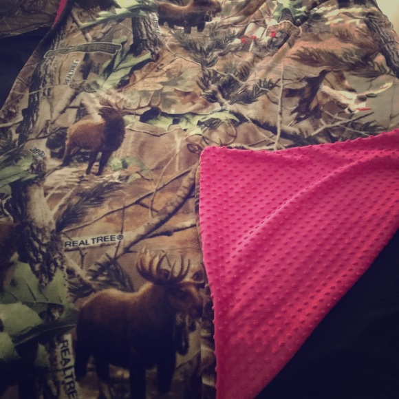 Camo blanket