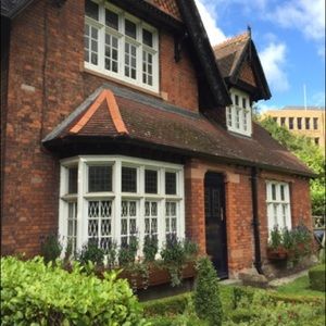 Meet your Posher, Renee