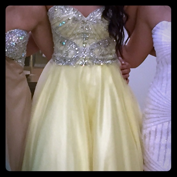 Prom dress
