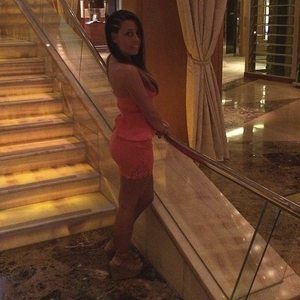 Meet your Posher, Karissa