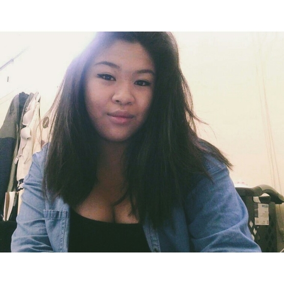 Meet your Posher, Gloria