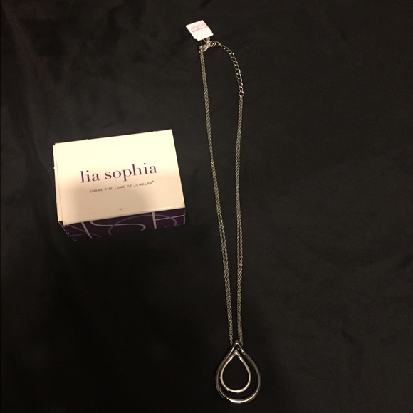 Lia Sophia tear drop necklace