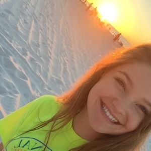 Meet your Posher, Lexi