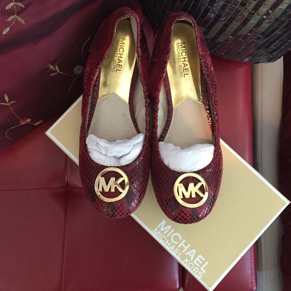 MICHAEL KORS BALLET FLATS